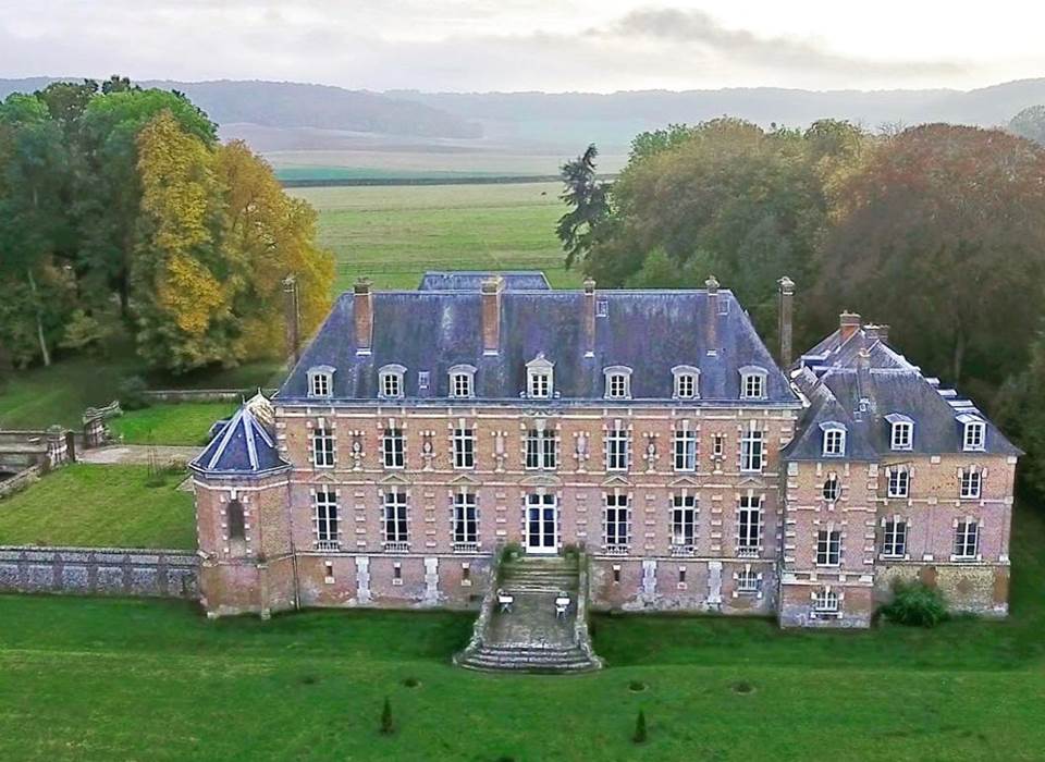 Cha^teau d'Auteuil vu d'un drone